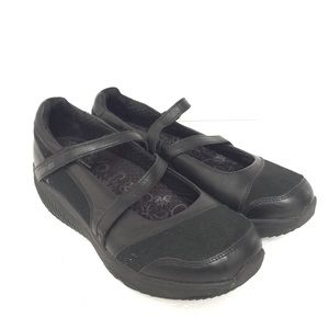 Skechers Shape Ups Mary Jane Toning Shoes Sz. 11